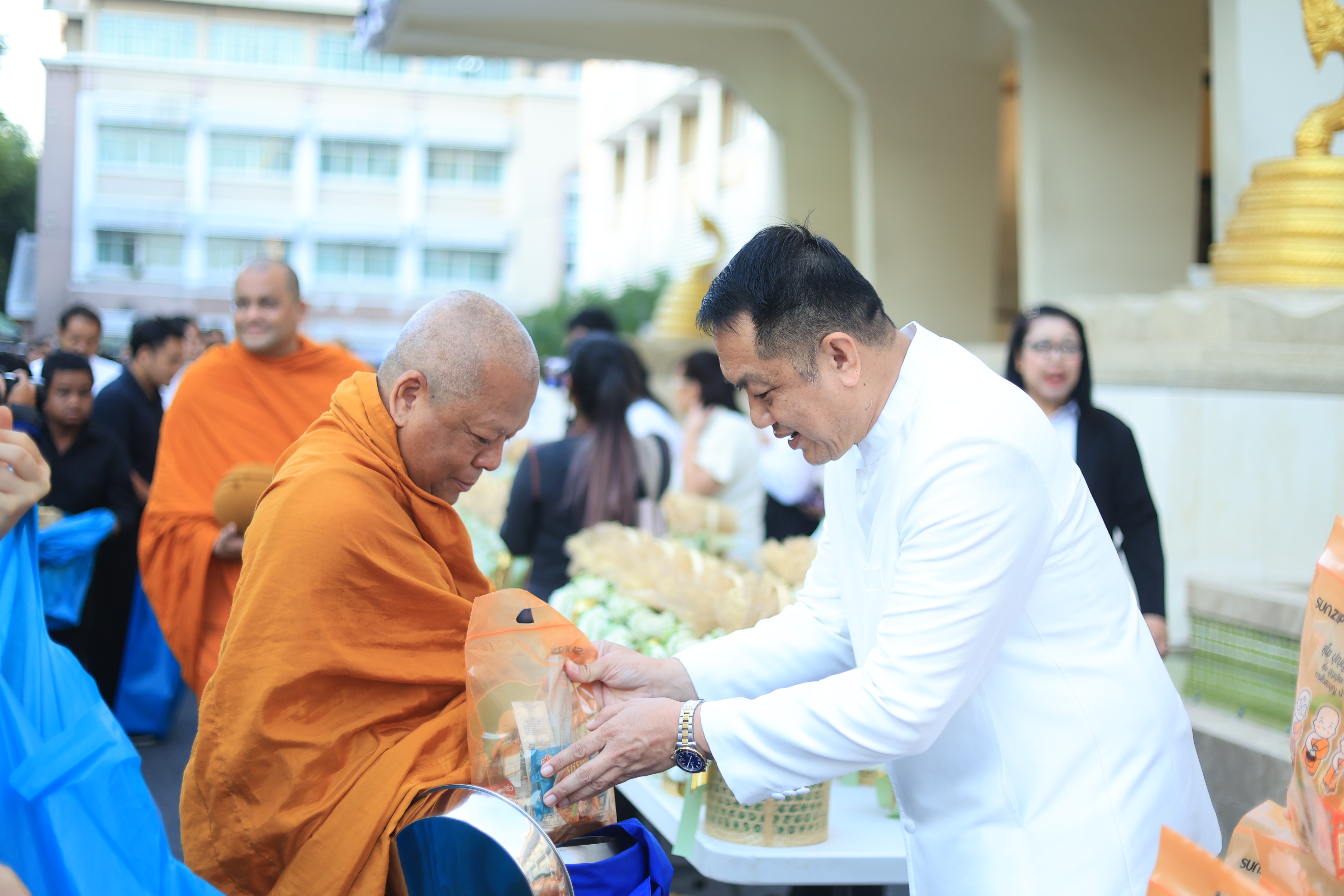 title - ส.ป.ก. ร่วมพิธีทำบุญตักบาตรของกระทรวงเกษตรและสหกรณ์ พร้อมสวัสดีปีใหม่ผู้บริหารกระทรวงเกษตรและสหกรณ์เนื่องในเทศกาลปีใหม่ พุทธศักราช 2569